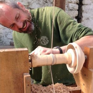 More Green Woodworking - Bowl Turning with a Pole Lathe