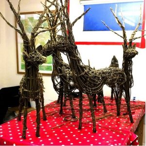 Willow Sculpture - Festive Reindeer