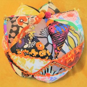 Sew an Upcycled Patchwork 'Woodgie' Cushion